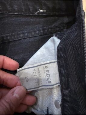 B sides jeans